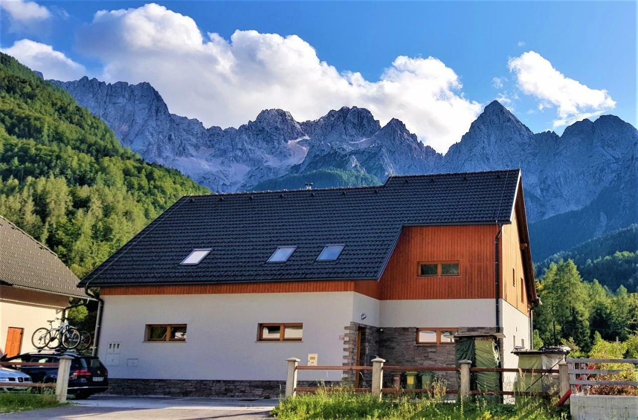 Mountain Peaks Apartment With Sauna Gozd Martuljek Eksteriør billede